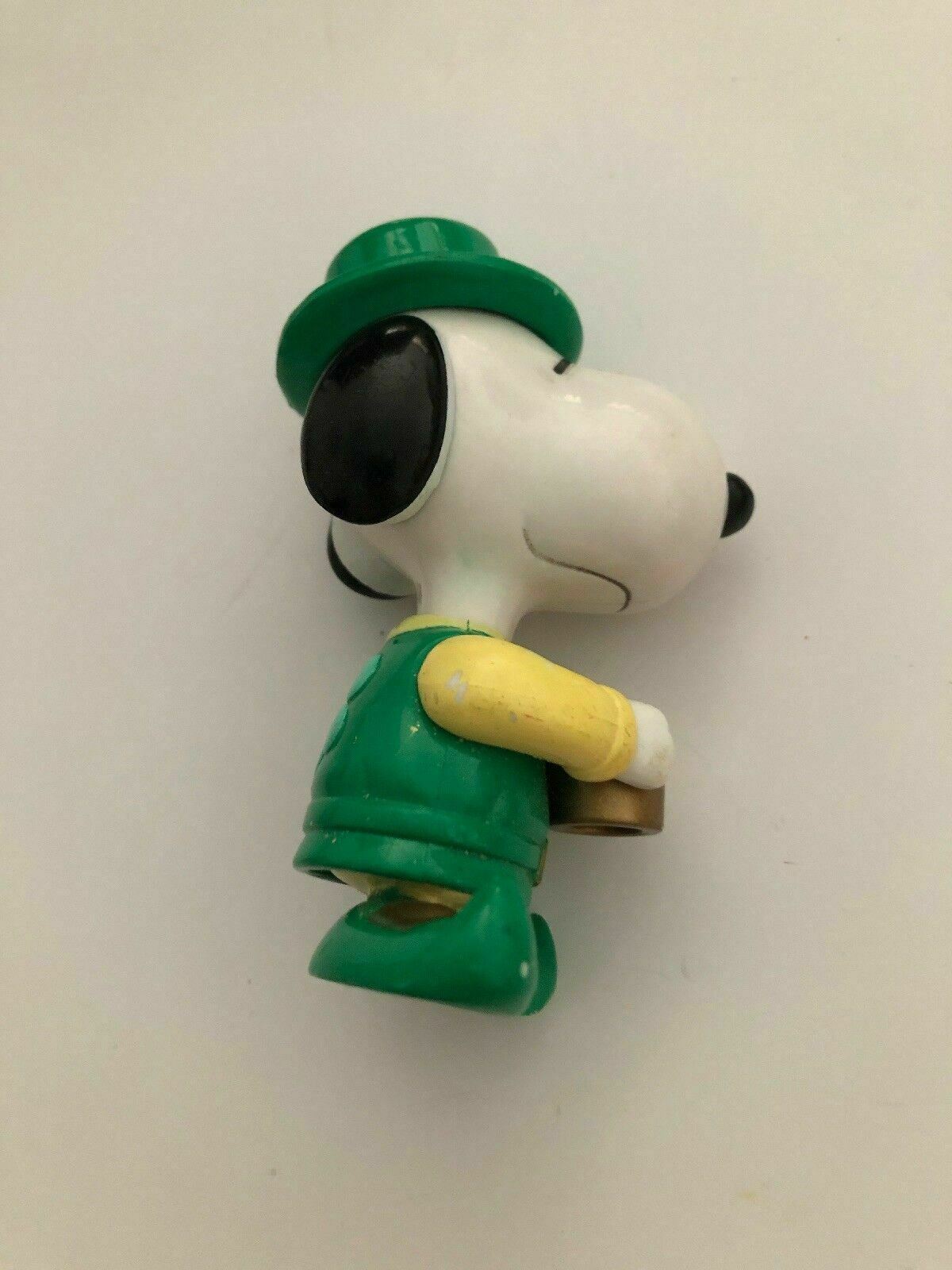 SNOOPY IRELAND Genuine McDonalds Toys Ireland Figurine