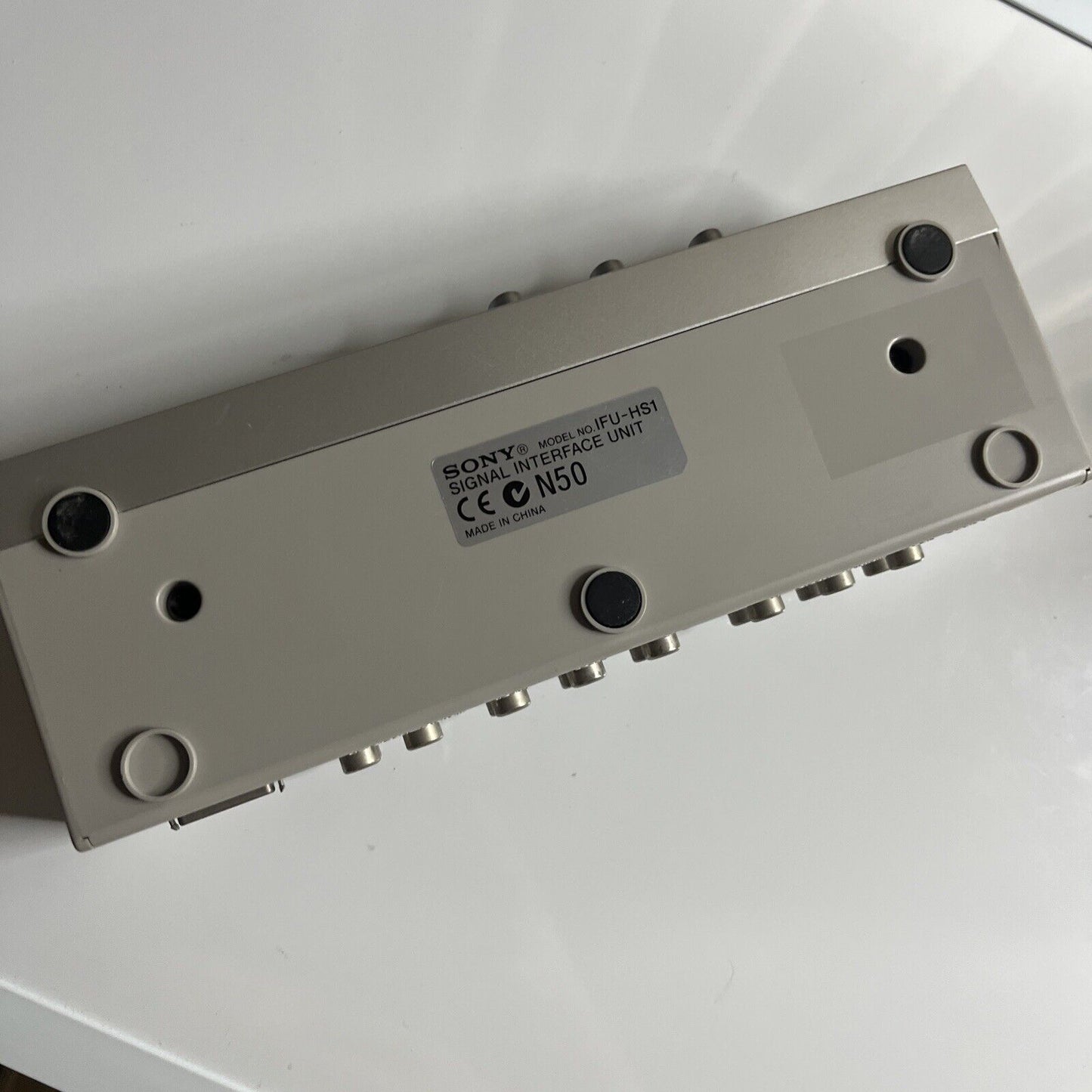 Sony Signal Interface Unit 1:2 Switch AV Switcher RCA S-Video Component IFU-HS1