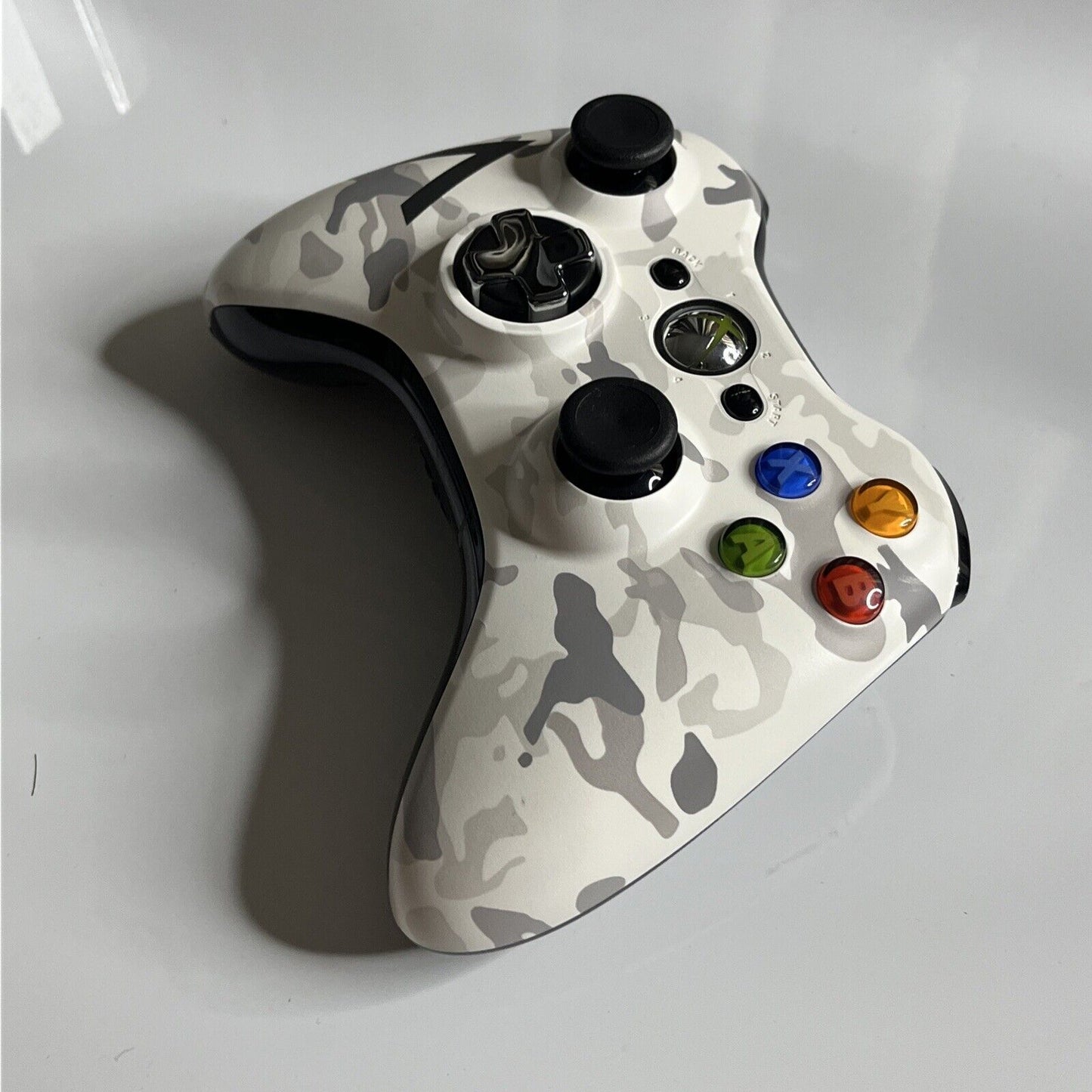 Genuine Microsoft Xbox 360 Arctic Camouflage Wireless Controller Limited Edition