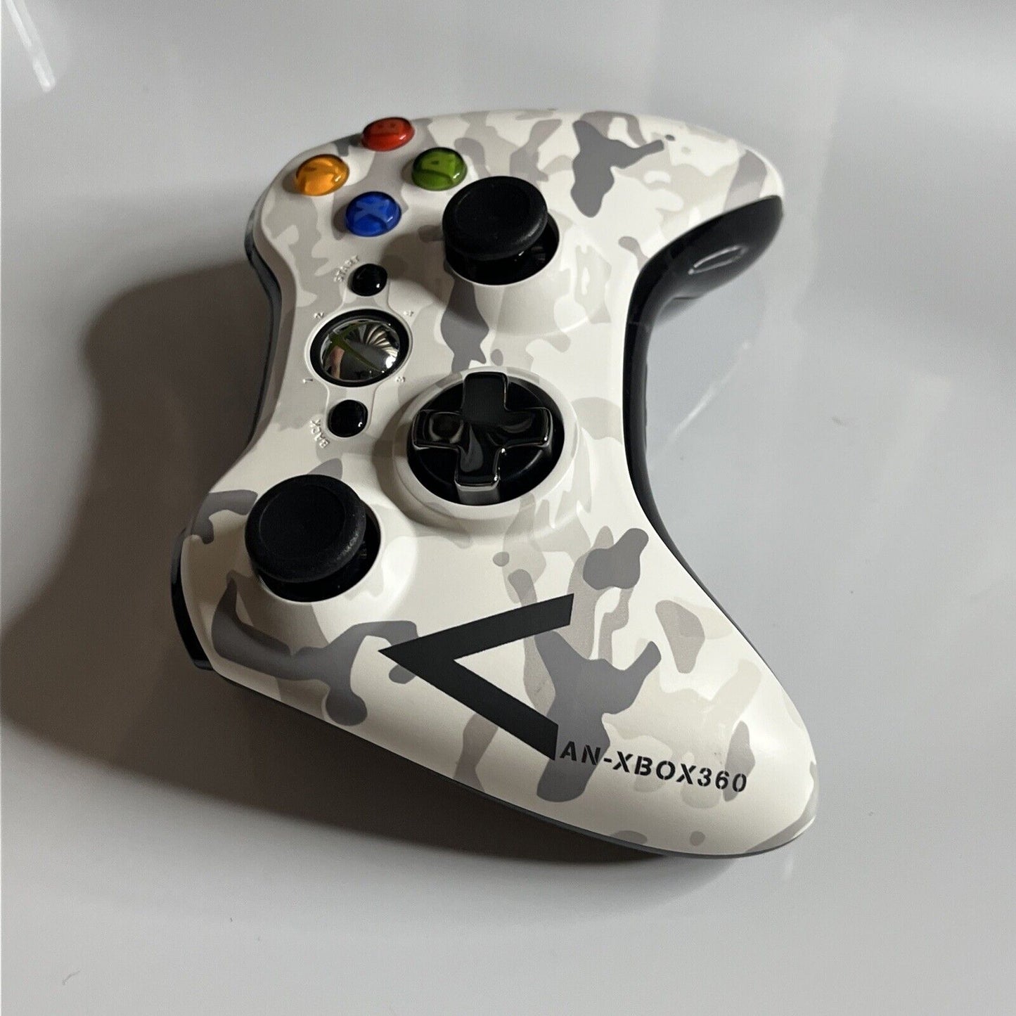 Genuine Microsoft Xbox 360 Arctic Camouflage Wireless Controller Limited Edition