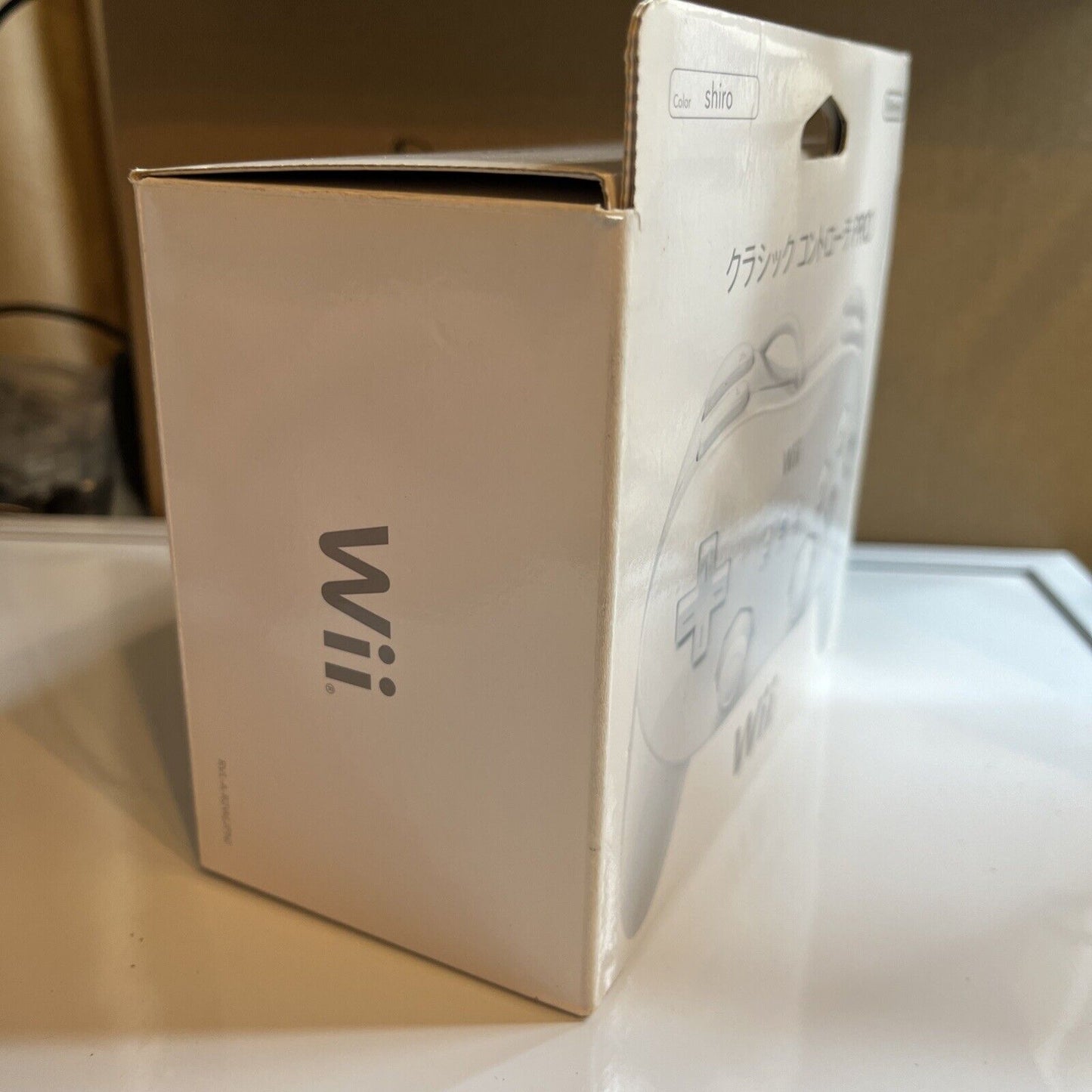 Official Nintendo Wii Classic Pro Controller Professional Genuine White  NEW