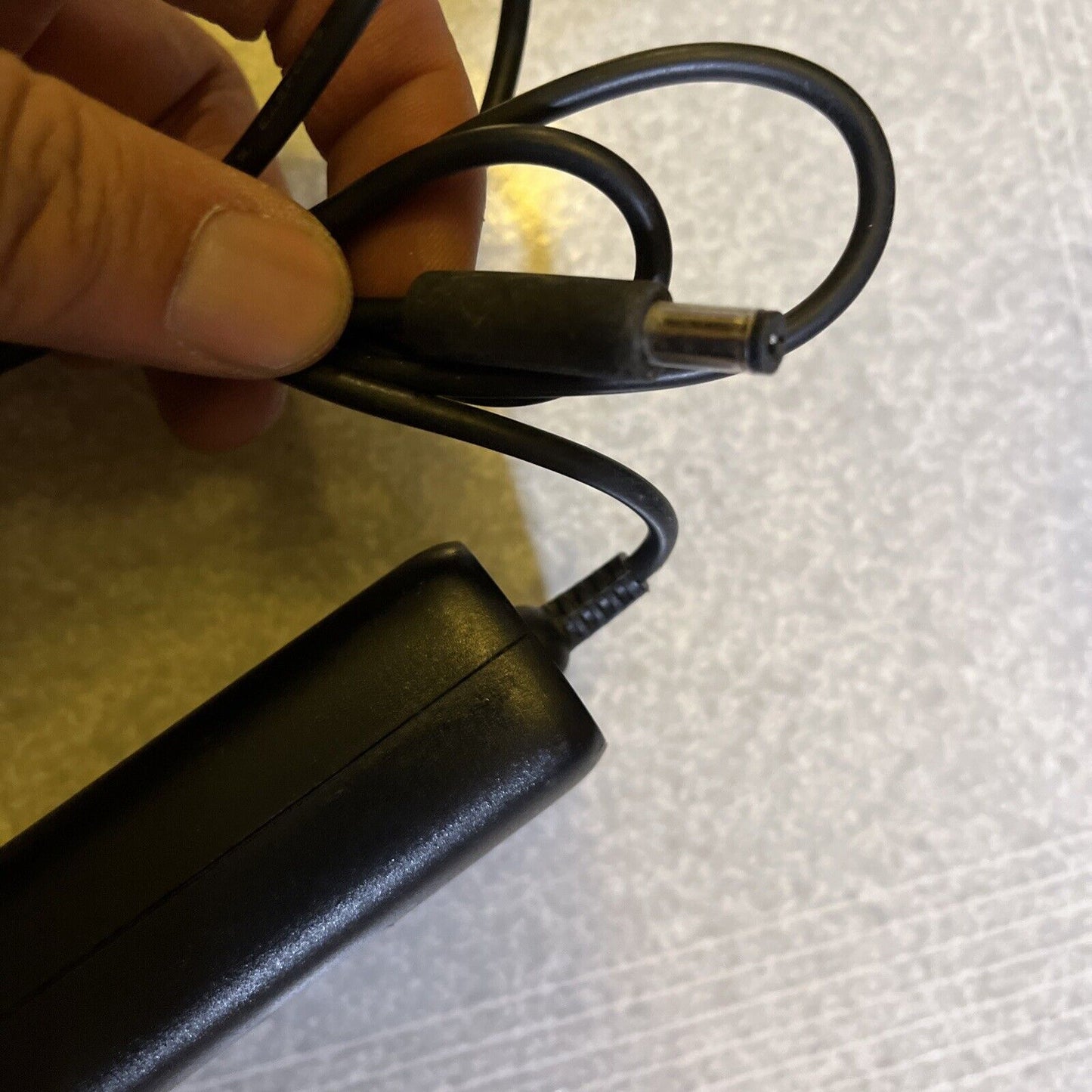 Genuine Harman Kardon DT19V-2C-DC Power Supply 19v 2A AC Adapter for Speaker