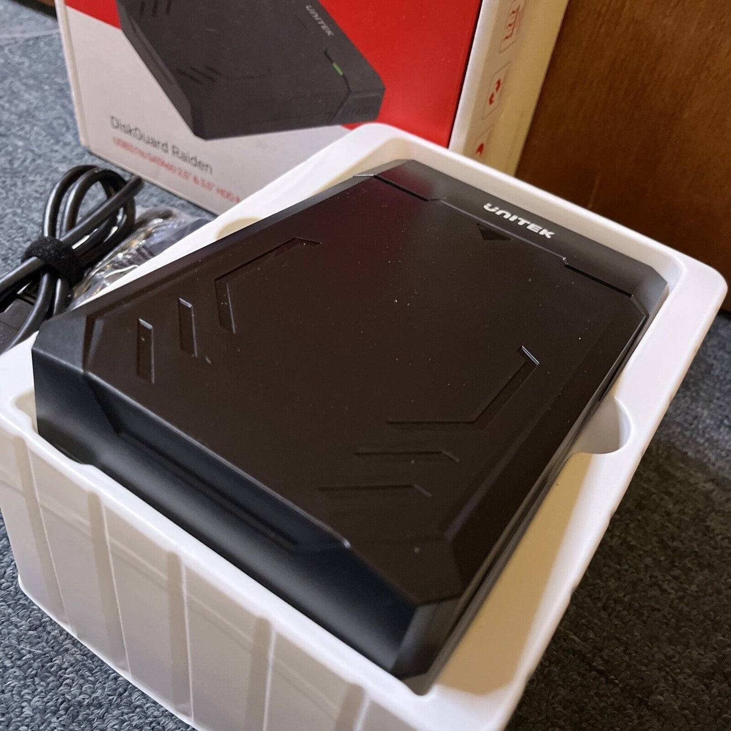 Unitek DiskGuard Raiden USB To Sata HDD SSD 2.5" 3.5" Enclosure Plug and Play