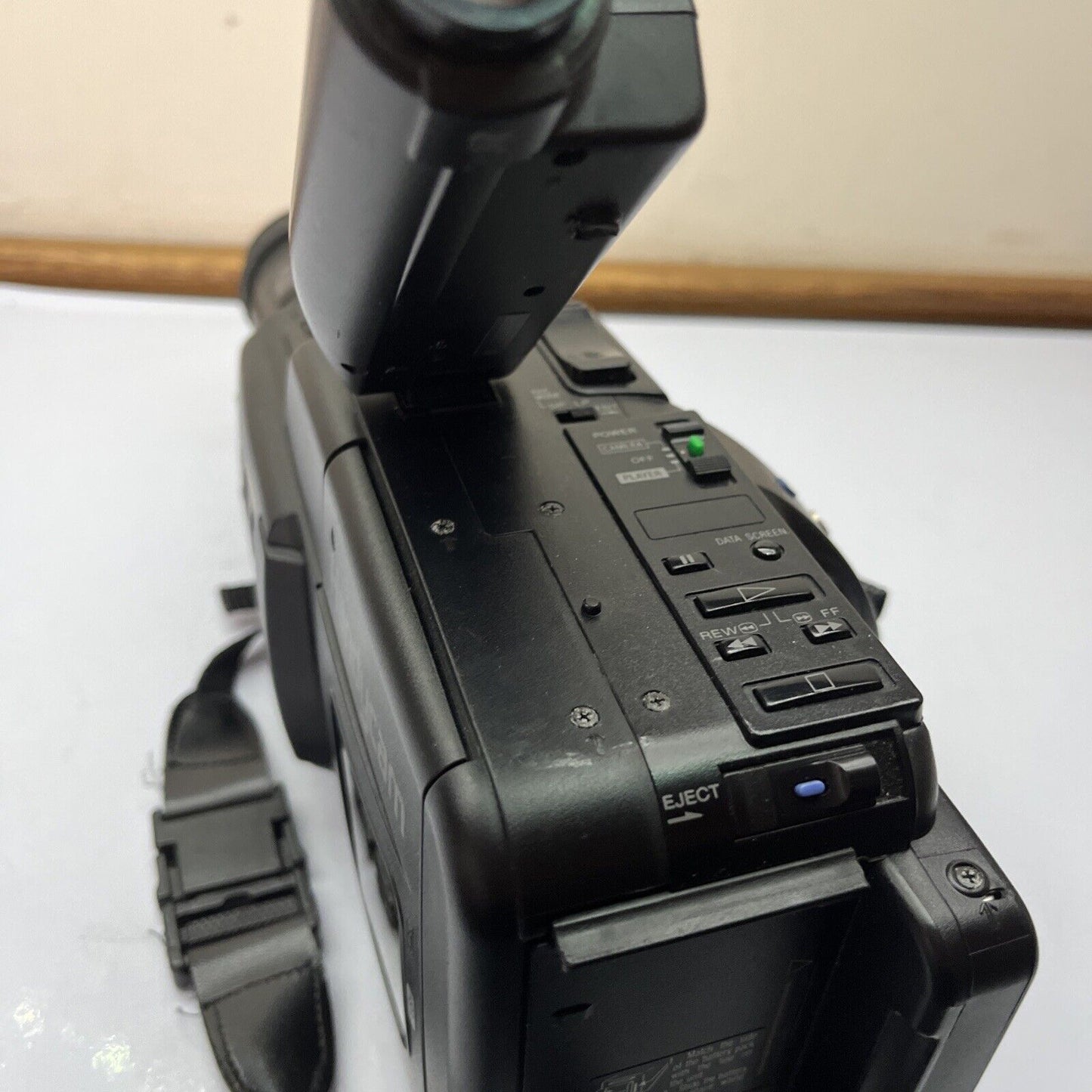 Sony Handycam Video Camera Recorder CCD-F150E Video 8 PAL *Doesn't Turn On