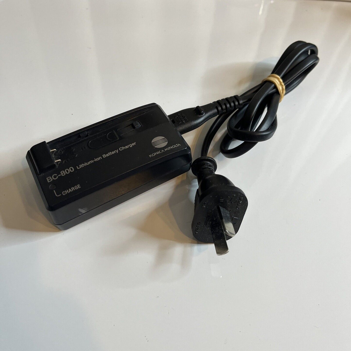 Genuine Konika Minolta BC-800 Camera Battery Charger for NP-700 Battery
