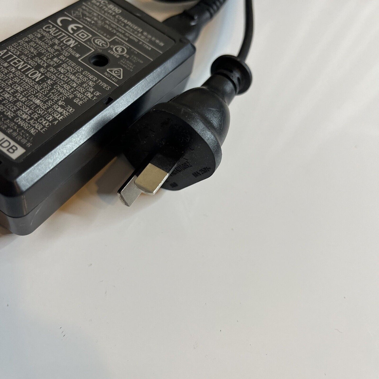 Genuine Konika Minolta BC-800 Camera Battery Charger for NP-700 Battery