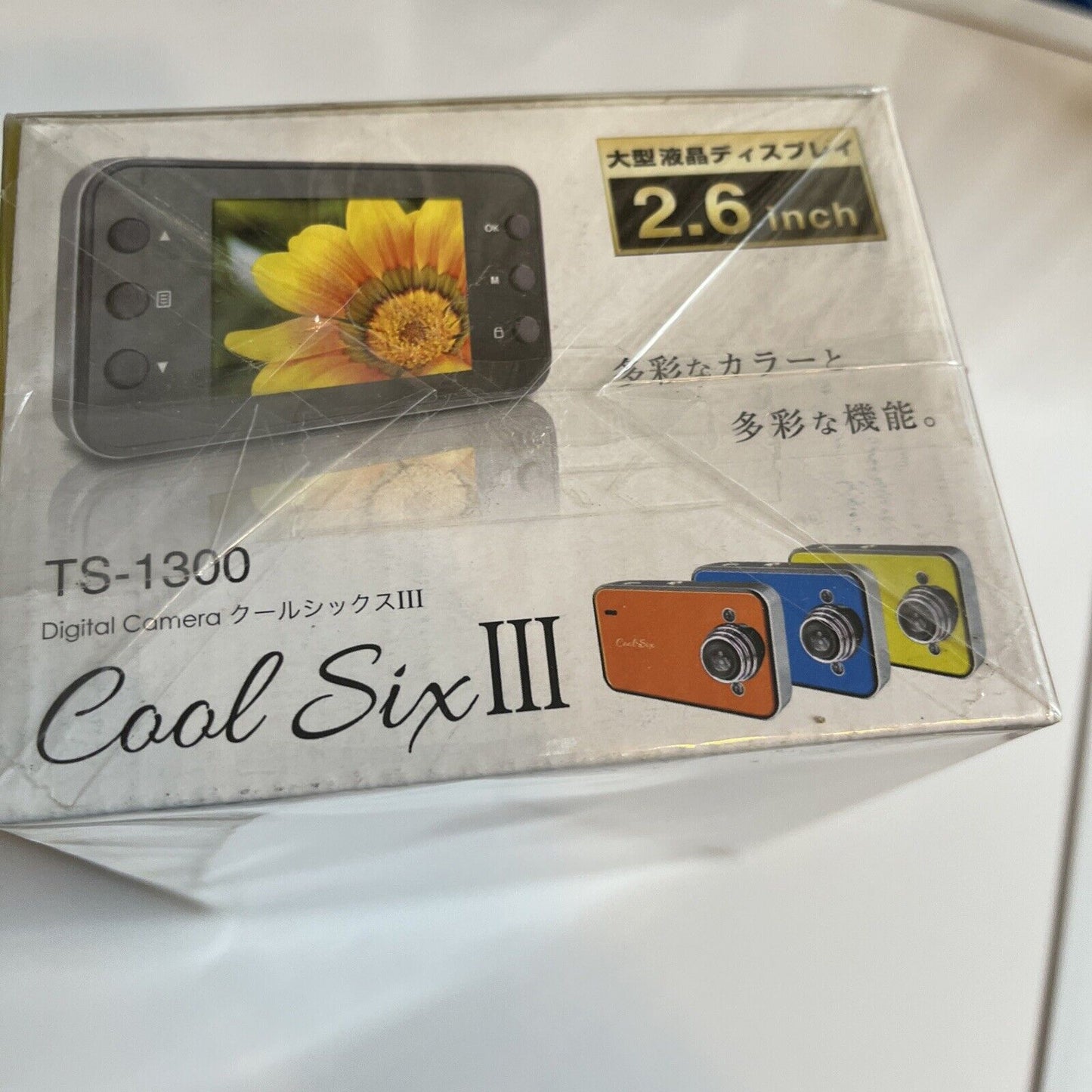 Tohshin Cool Six III Digital Camera 3 MP 2.6" TS-1300 Red  NEW
