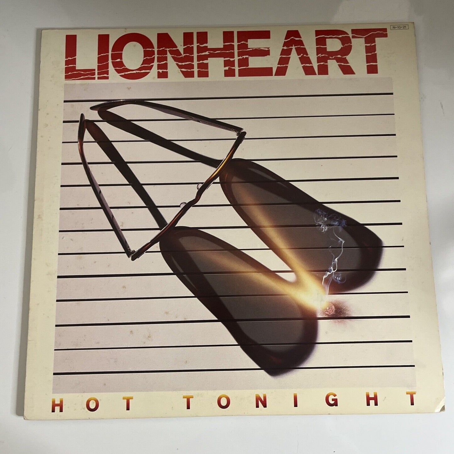 Lionheart – Hot Tonight 1984 LP Vinyl Record 28AP 2928