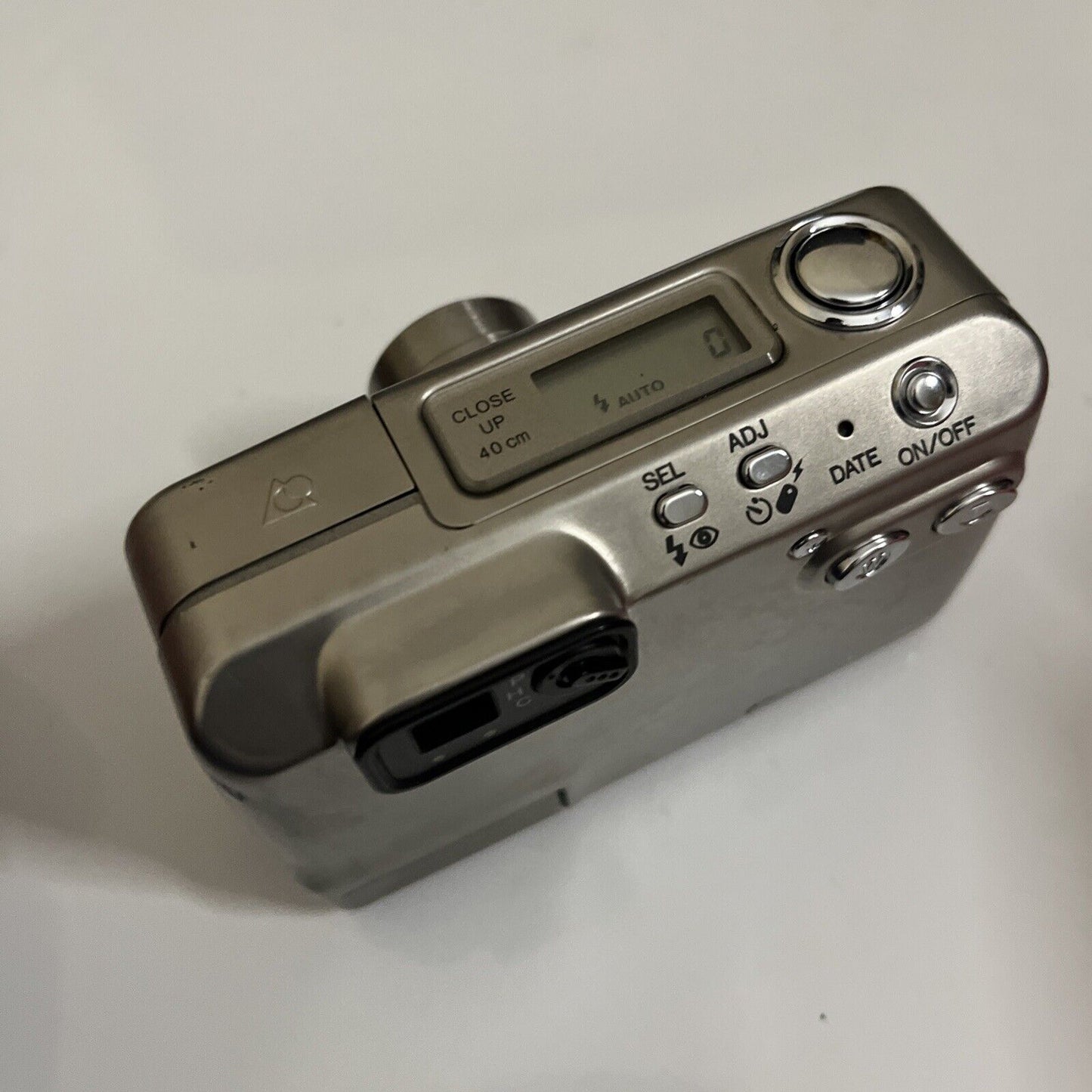 Minolta Vectis 300 APS Film Camera Zoom 24-70mm Lens with Flash