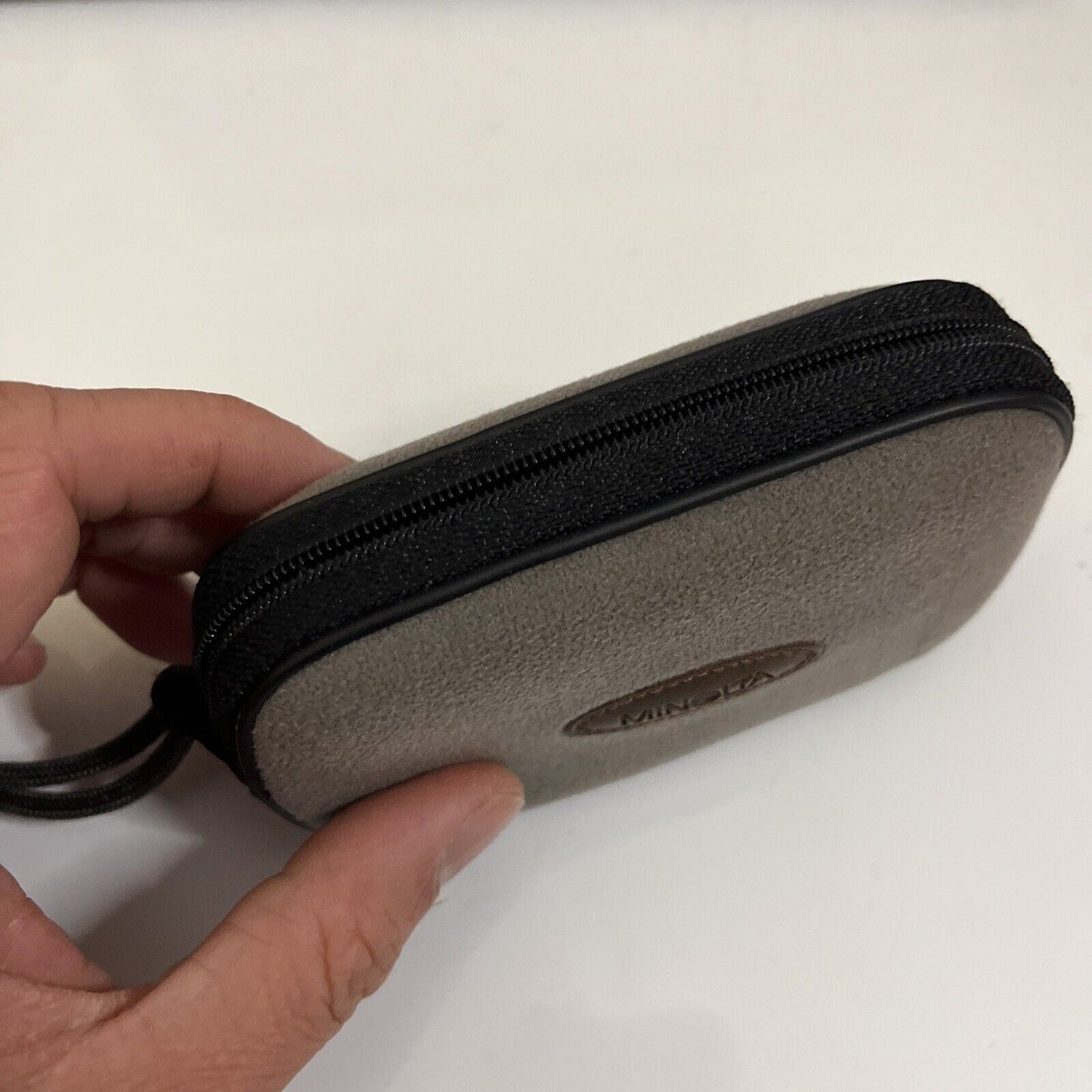 Minolta Vectis 2000 APS Point & Shoot IX-Date Film Slide Camera with Flash