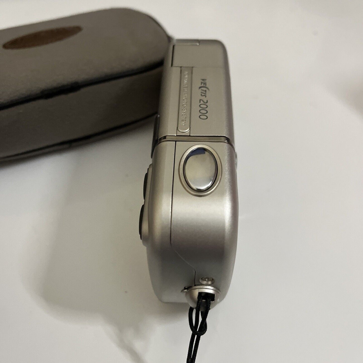 Minolta Vectis 2000 APS Point & Shoot IX-Date Film Slide Camera with Flash