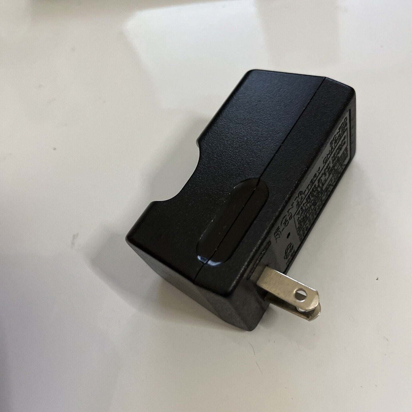 Genuine Sony BC-7DD Ni-Cd Gumstick Battery Charger 100V for Minidisc Walkman