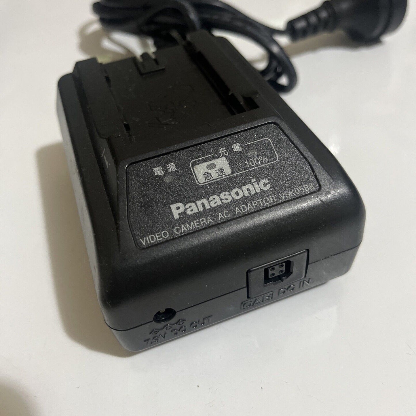 Genuine Panasonic VSK0588 Battery Charger for Camcorder VW-VBD25 VW-VBD21 VSB041