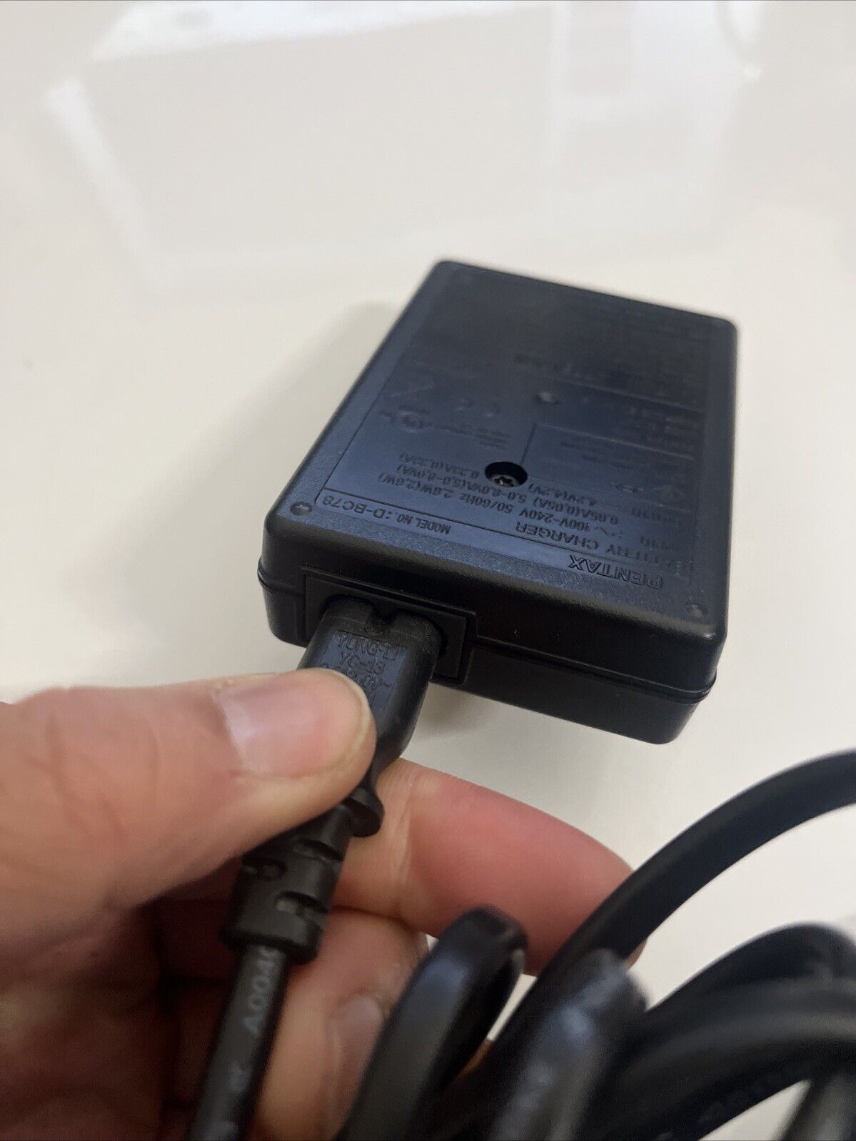 Genuine Pentax D-BC78 Battery Charger for Battery D-LI78 Optio M50 M60 V20 W60