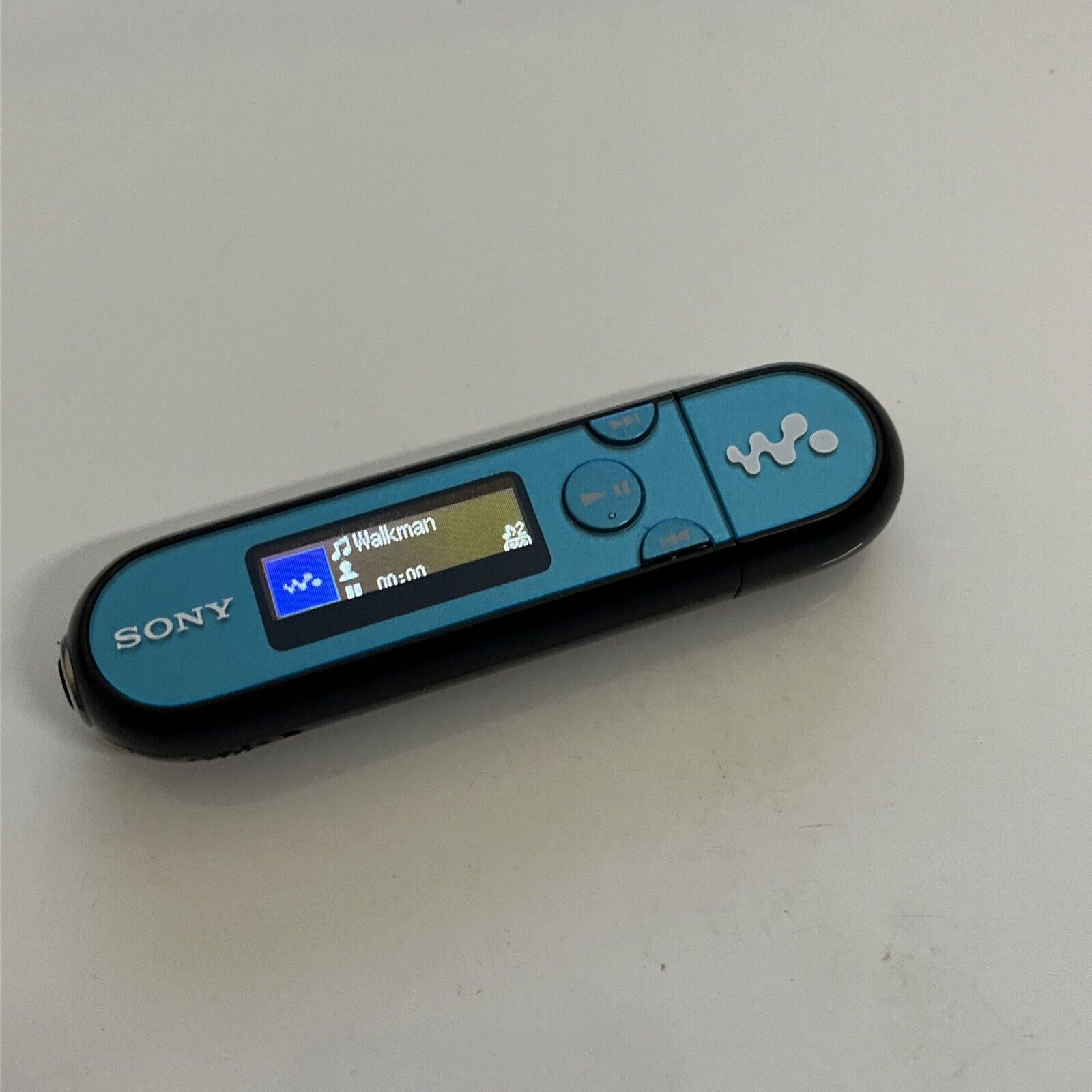 Sony Walkman 8GB Portable MP3 Player NW-E044 *For Parts Or