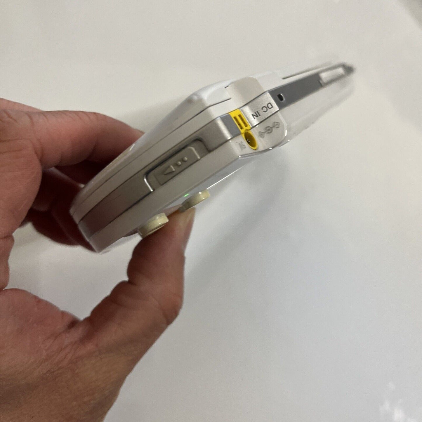 Sony Portable PSP Console Ceramic White Handheld System PSP-1000