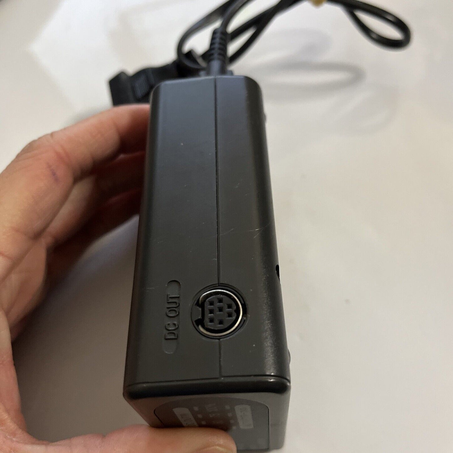 Panasonic VW-AD3 Battery Charger AC Adaptor for NV-DX100 NV-DJ100 VW-VB03 VBD3 V