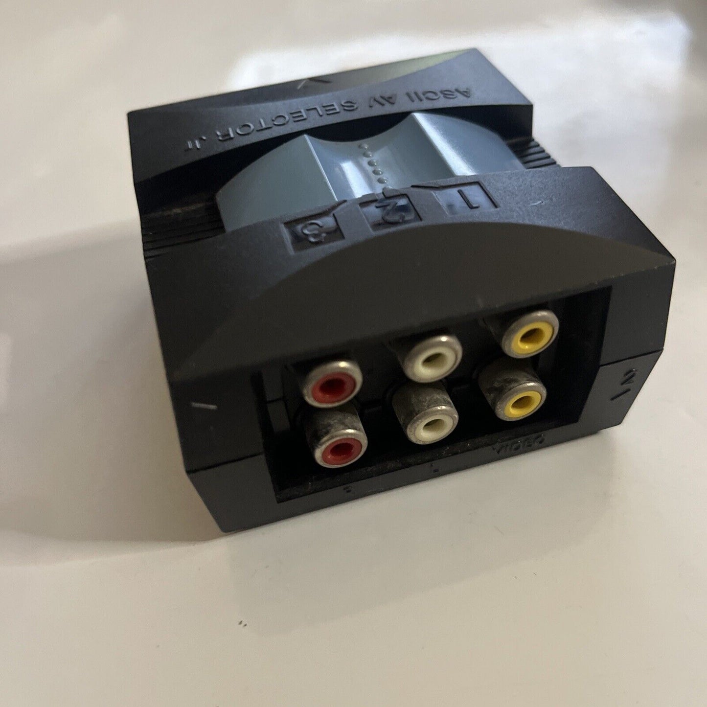 ASCII AV 1:3 Selector Switcher RCA Composite ASC-1109M Made In Japan