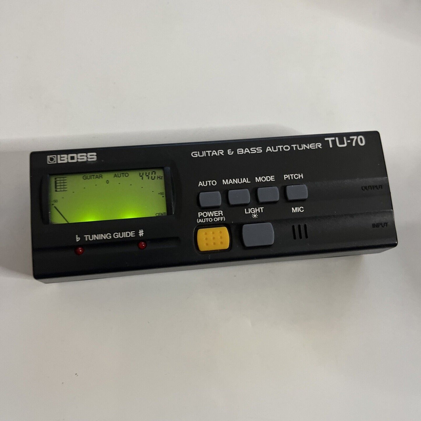 BOSS Guitar & Bass Auto Chromatic Tuner TU-70