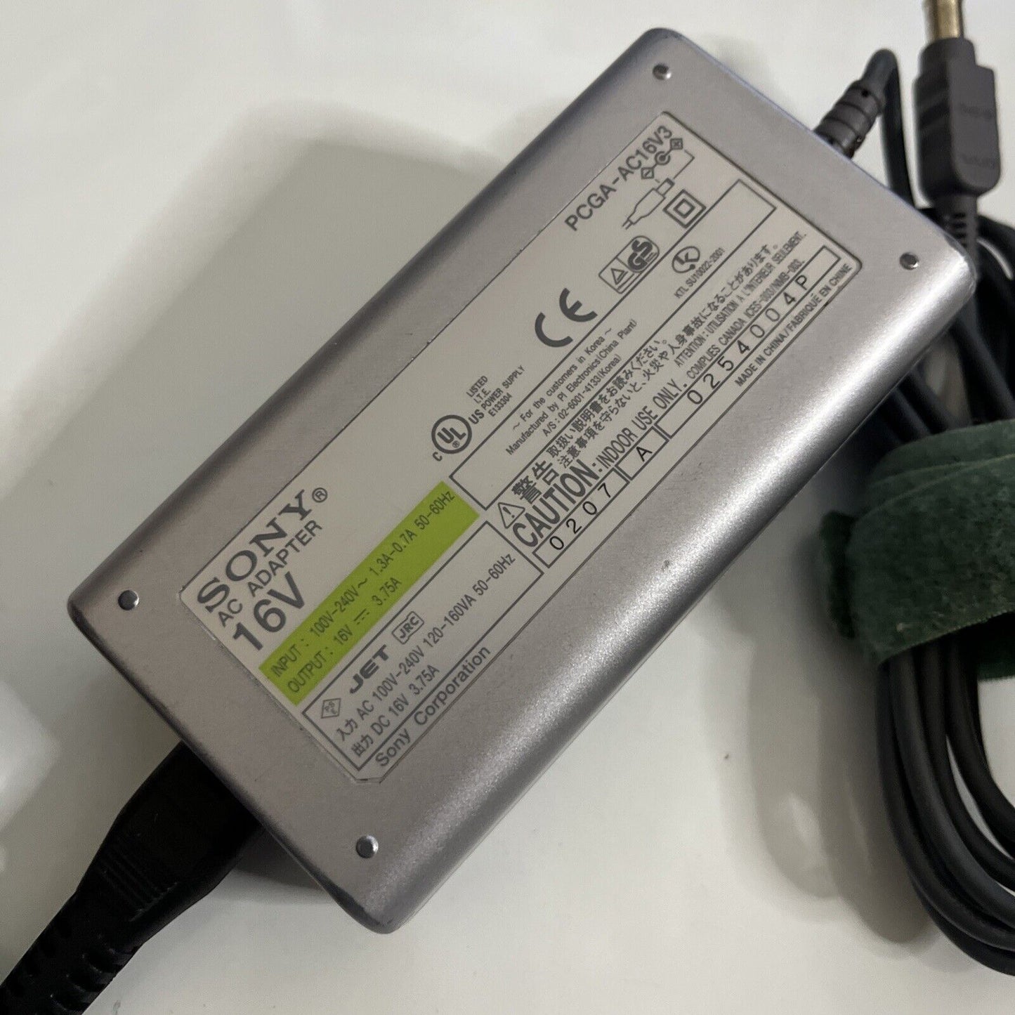 Genuine Sony VAIO AC Adapter PCGA-AC16V3 Laptop Power Supply 16V 3.75A