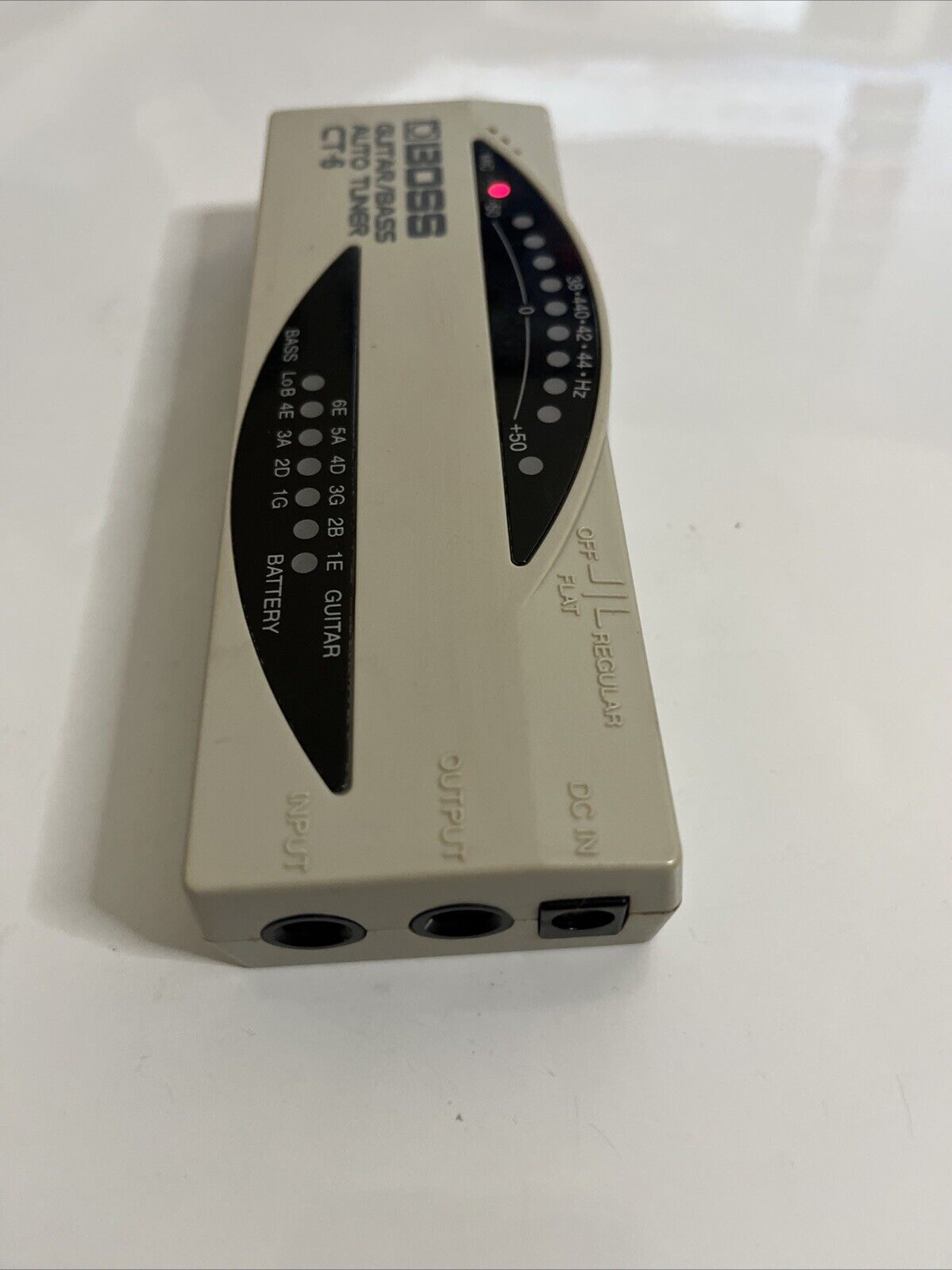 Boss Guitar/Bass Auto Tuner CT-6 with Microphone & Jack Output/Input