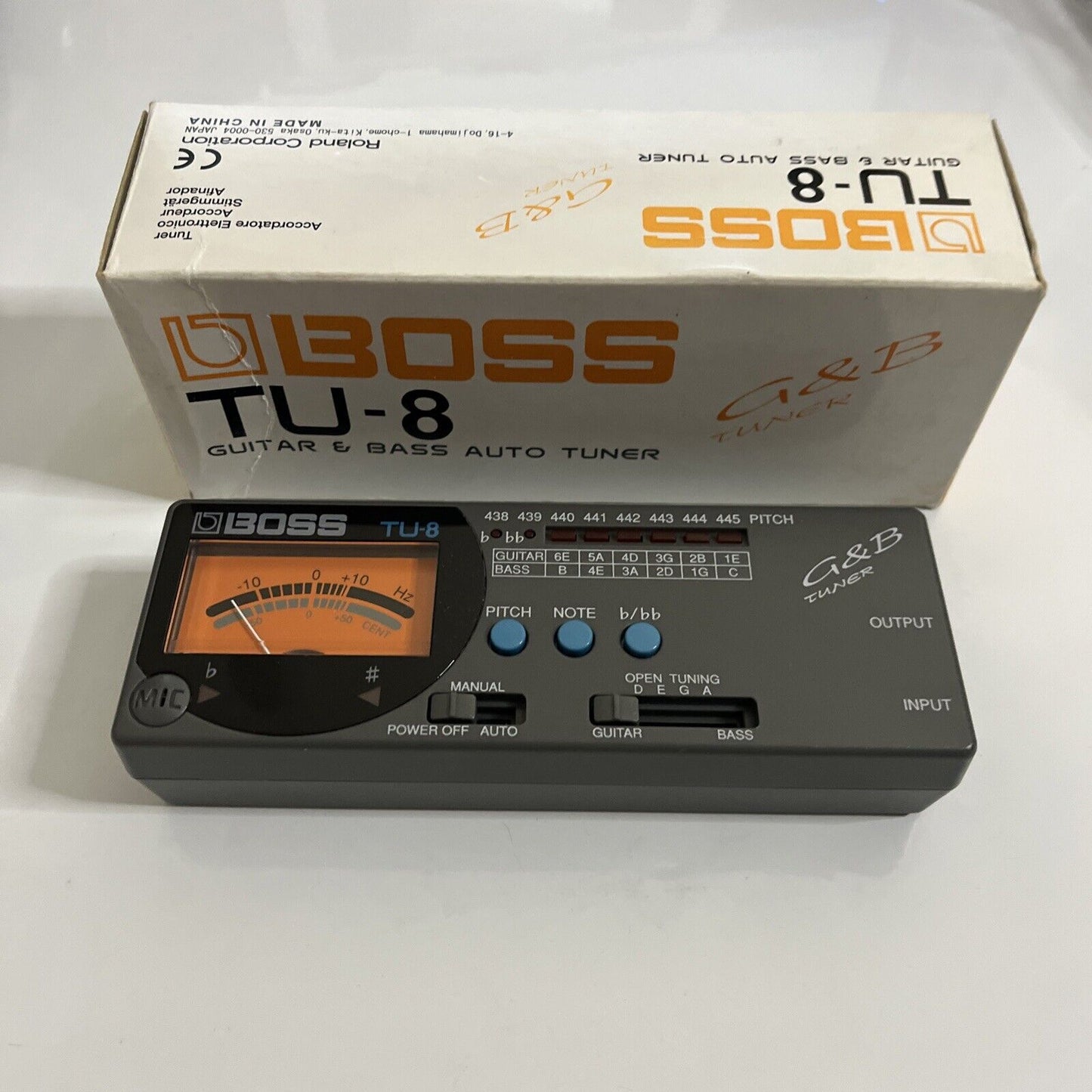 Boss Guitar & Bass Auto Tuner TU-8 with Microphone and Jack Input/Output