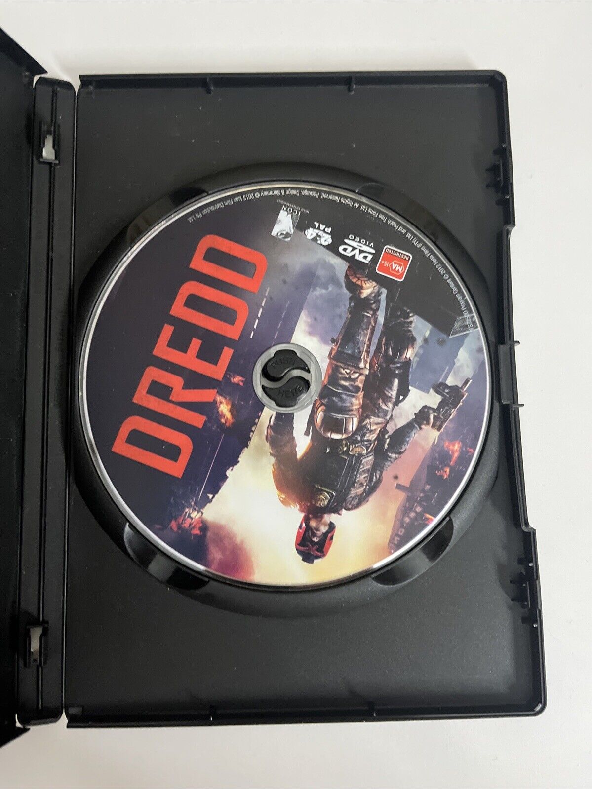 Dredd (DVD, 2012) Karl Urban, Olivia Thirlby, Lena Headey Region 4 ...