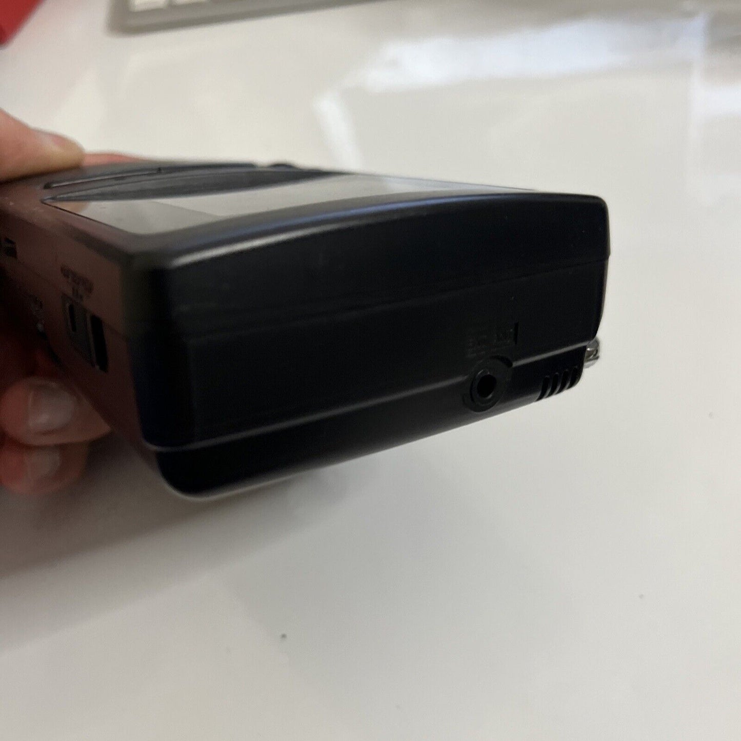 Casio TV-470 LCD Pocket Portable Colour Television NTSC Vintage Retro Made Japan