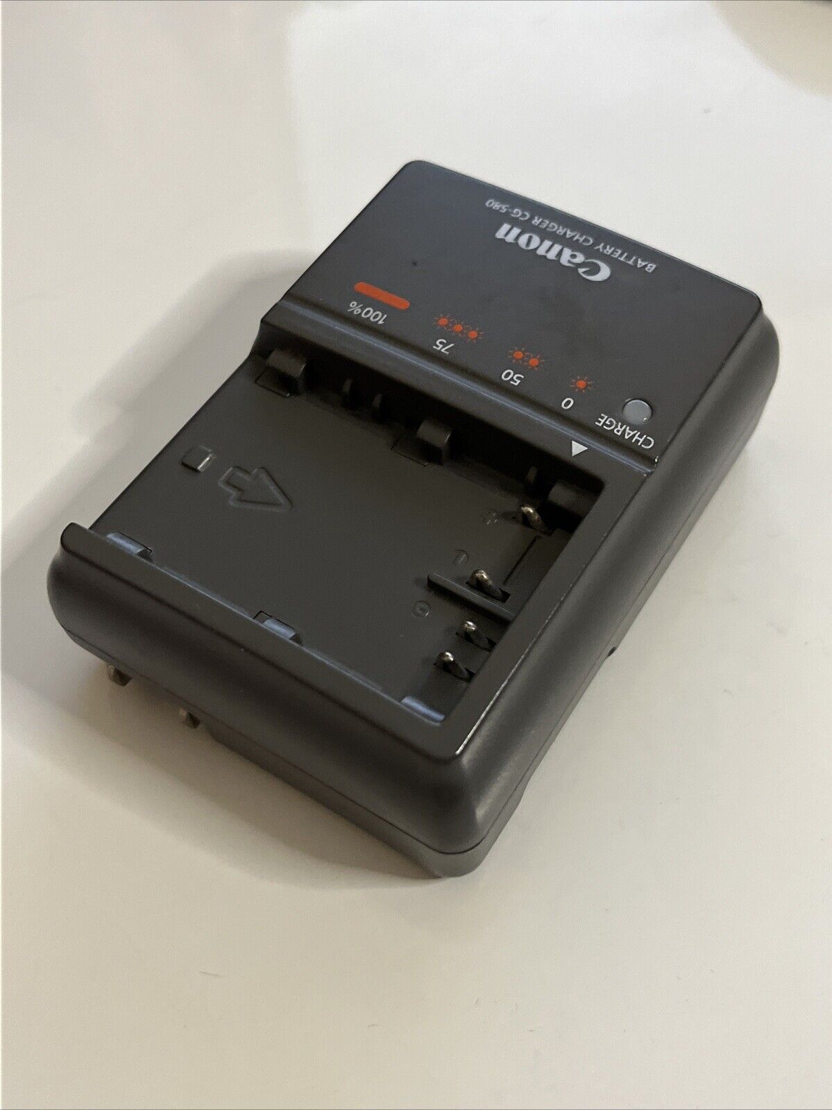 Genuine Canon Camera Battery Charger CG-580 for Canon BP-511A BP-511 Battery