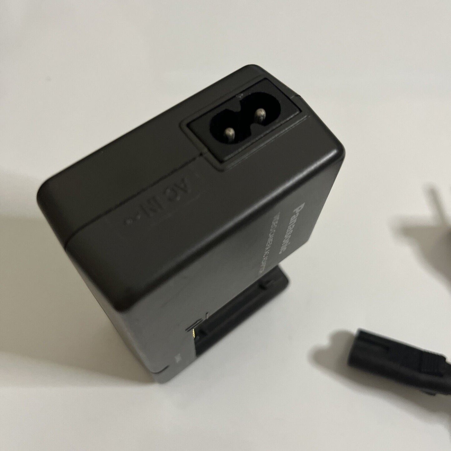 Genuine Panasonic VSK0650 Camera Battery Charger for CGA-DU21 CGA-DU12