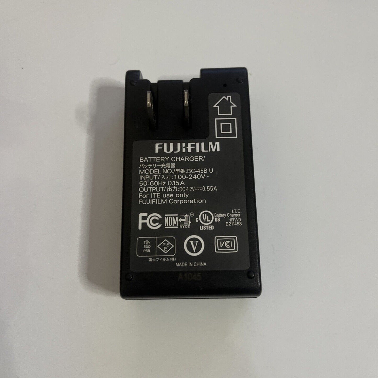 Genuine Fujifilm Camera Battery Charger BC-45B For NP-45A Battery