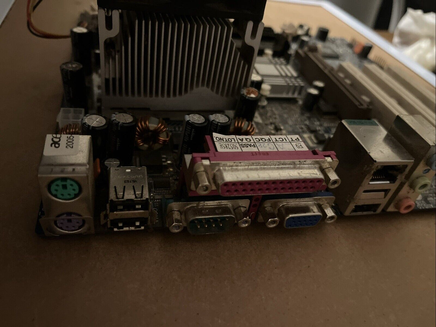 Gigabyte GA-7S741M MicroATX Motherboard CPU AMD 2800+ SDA2800DUT3D 2Ghz
