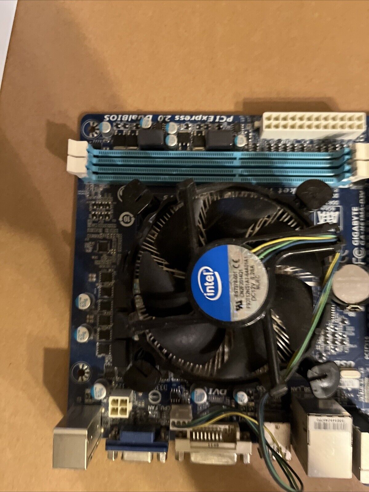 Gigabyte GA-H61MA-D3V MicroATX Motherboard CPU Intel i5-2500K SR008 3.36Ghz