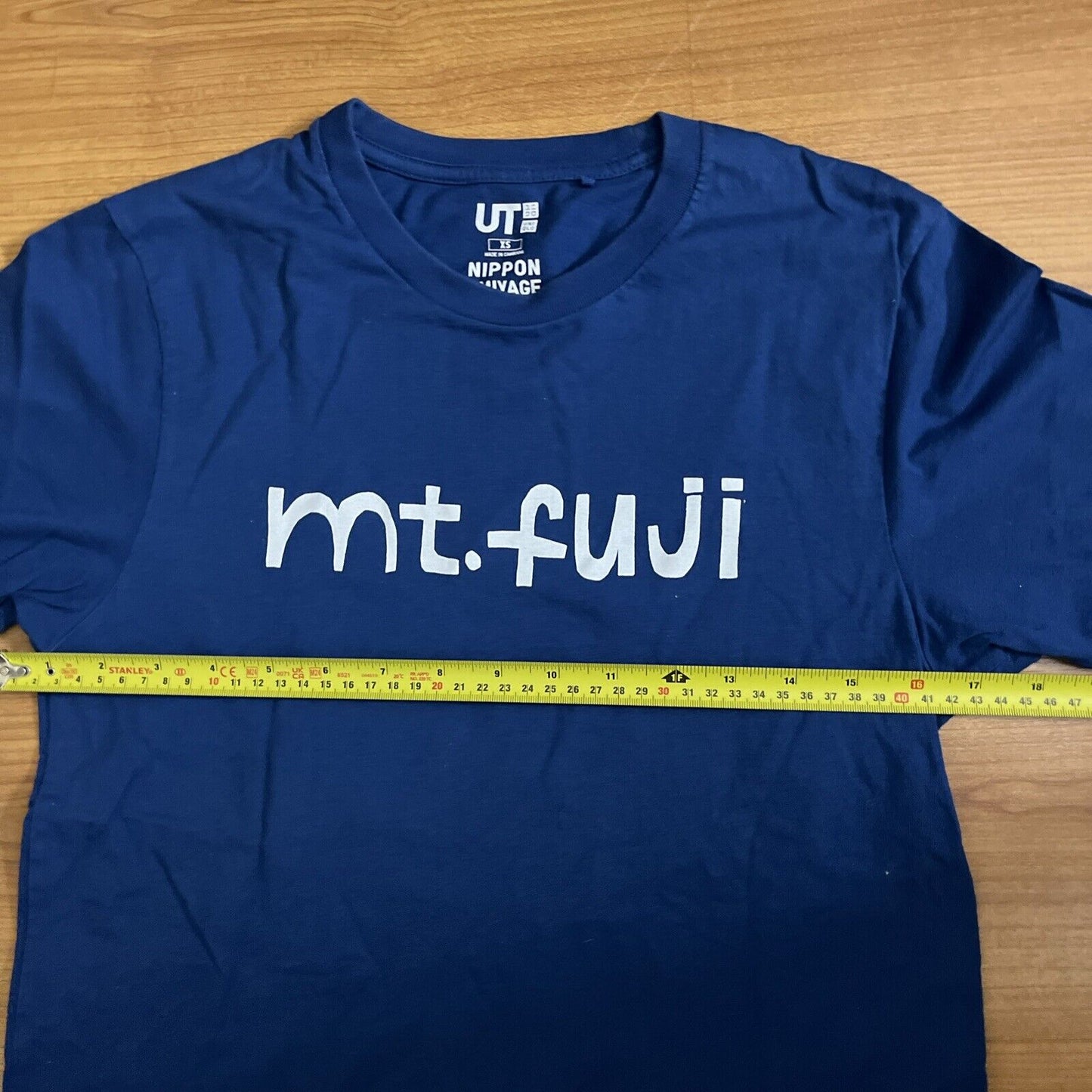 UNIQLO Mt Fuji Nippon Japan Omiyage Tshirt Blue XS