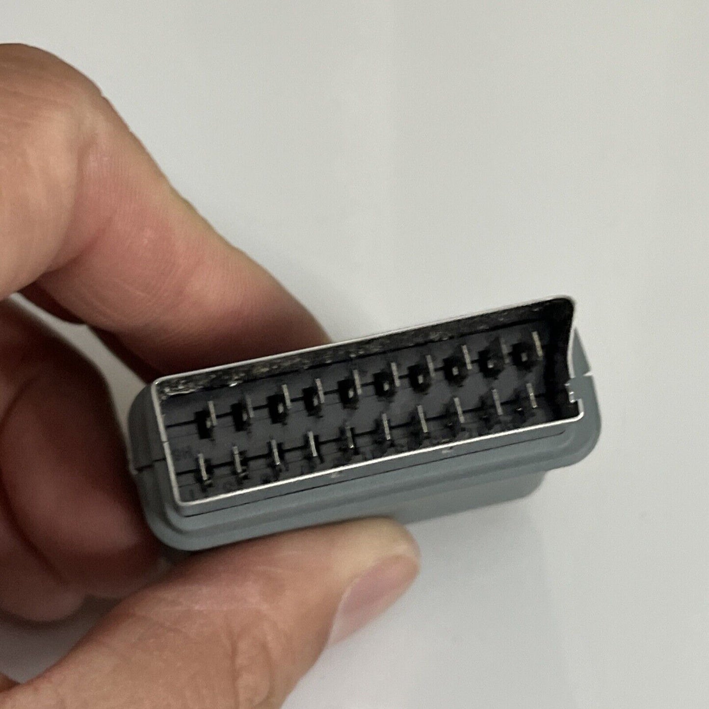 Genuine Microsoft XBOX SCART to Composite RCA AV Adapter Converter