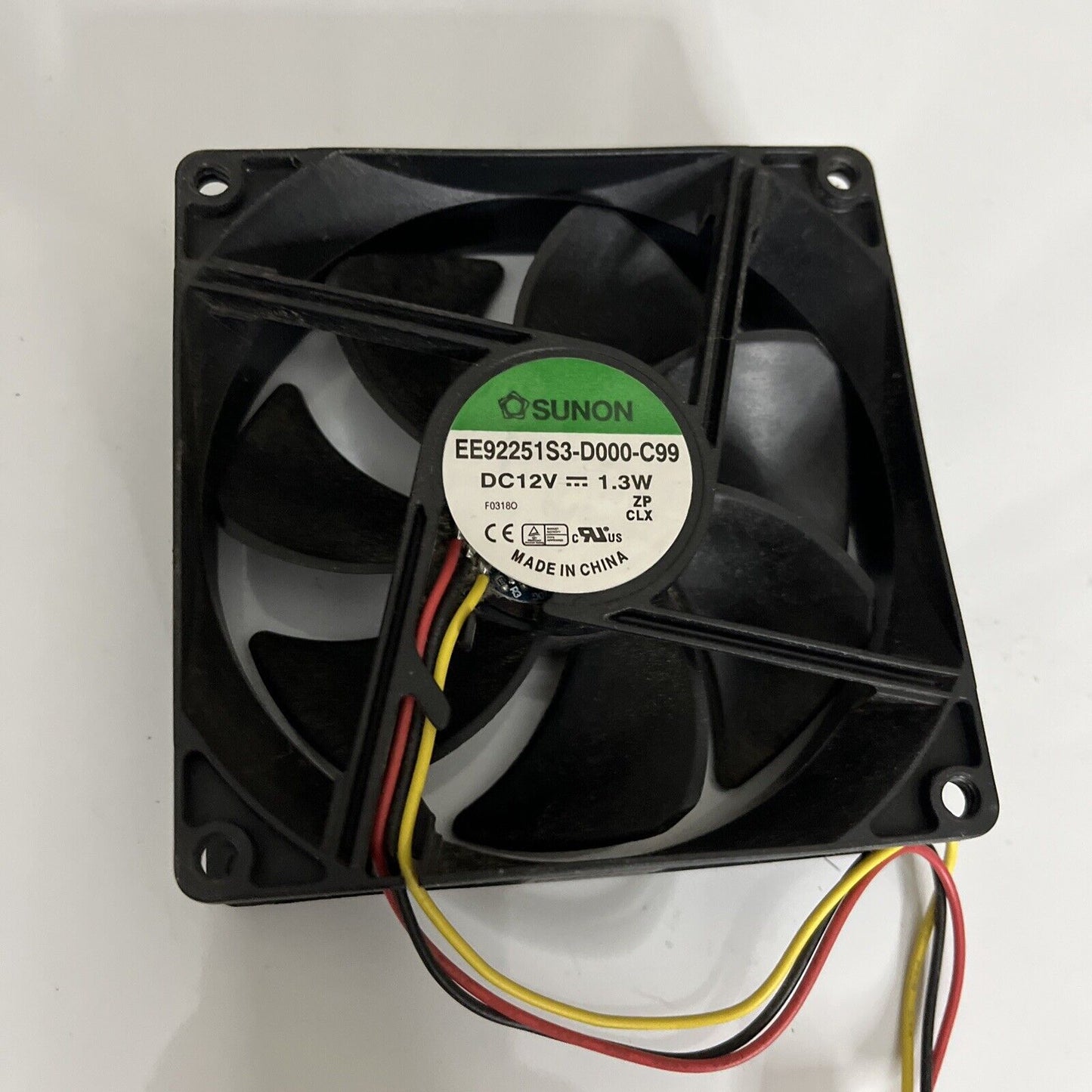Sunon EE92251S3-D000-C99 12V Fan 9cm 3-pin