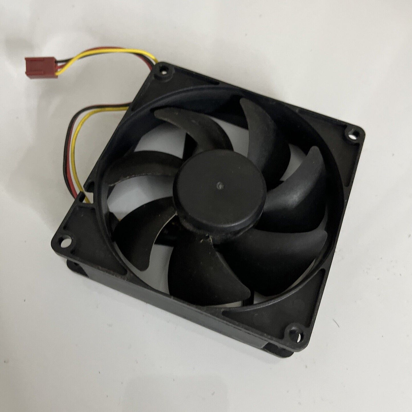 Sunon EE92251S3-D000-C99 12V Fan 9cm 3-pin