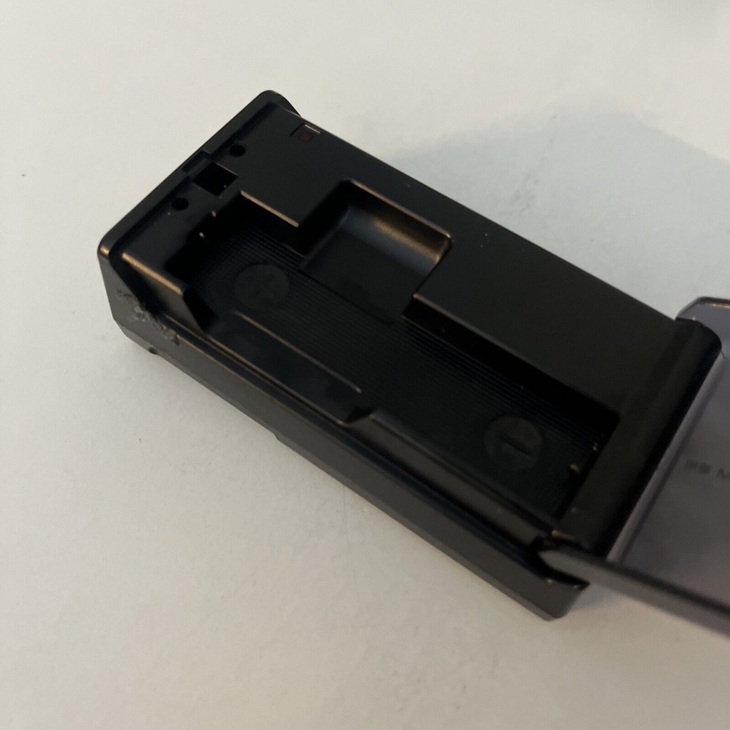 Genuine Sony BC-9HA Gumstick 100V Ni-MH Battery Charger for NH-9WM NC-6WM