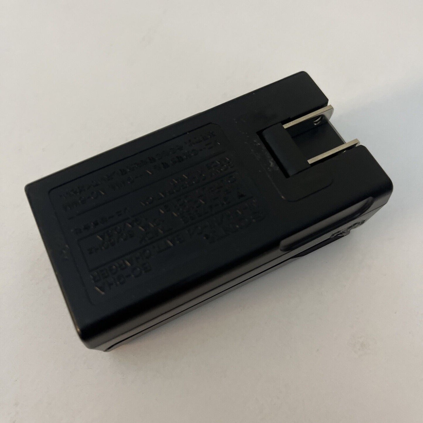 Genuine Sony BC-9HA Gumstick 100V Ni-MH Battery Charger for NH-9WM NC-6WM