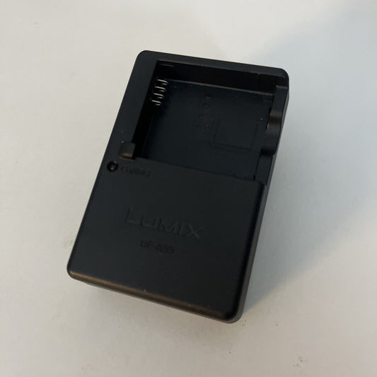 Genuine Panasonic Lumix DE-A99 Battery Charger DMW-BLE9 DMW-BLE9E BLE9PP BLE9PP