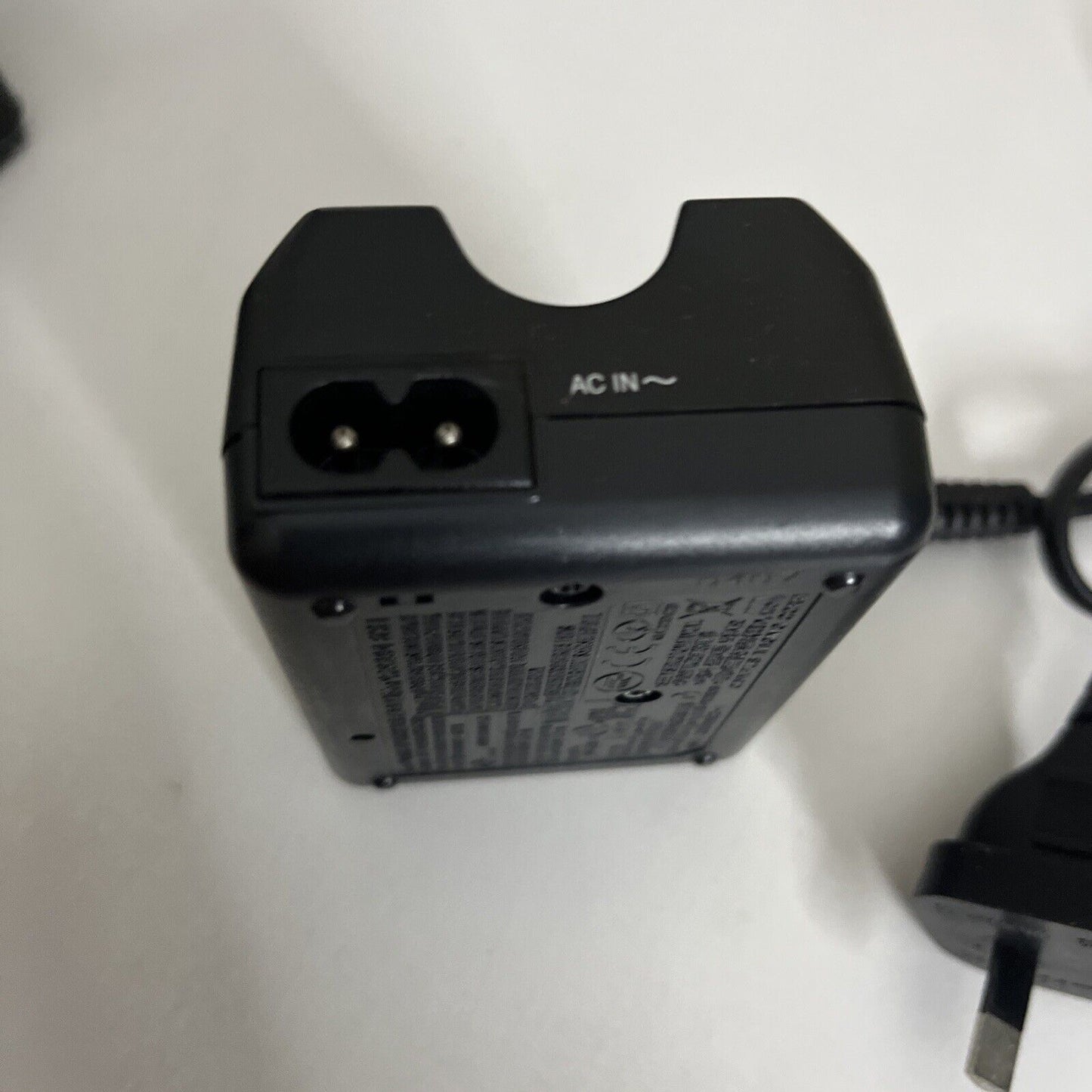 Genuine  Olympus BCS-1 Battery Charger For BLS-1 BLS-5 BLS-50 PS-BLS1 Battery