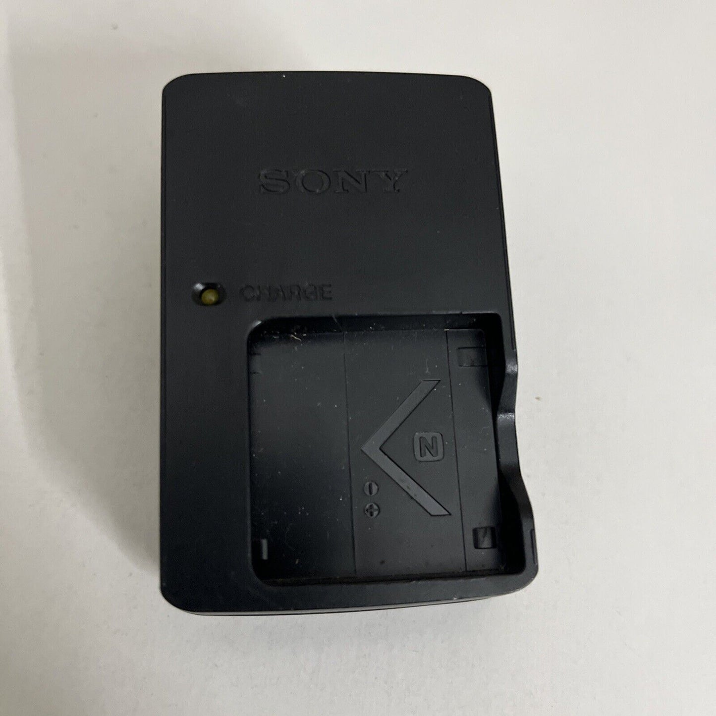 Genuine Sony BC-CSNB Camera Battery Charger For Sony NP-BN1 NP-BN Battery