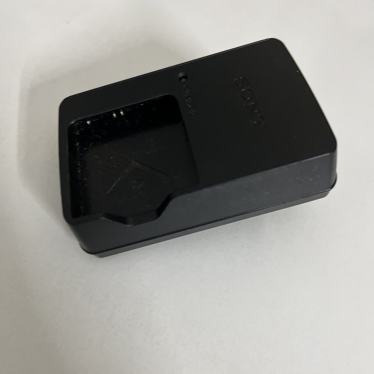 Genuine Sony BC-CSNB Camera Battery Charger For Sony NP-BN1 NP-BN Battery