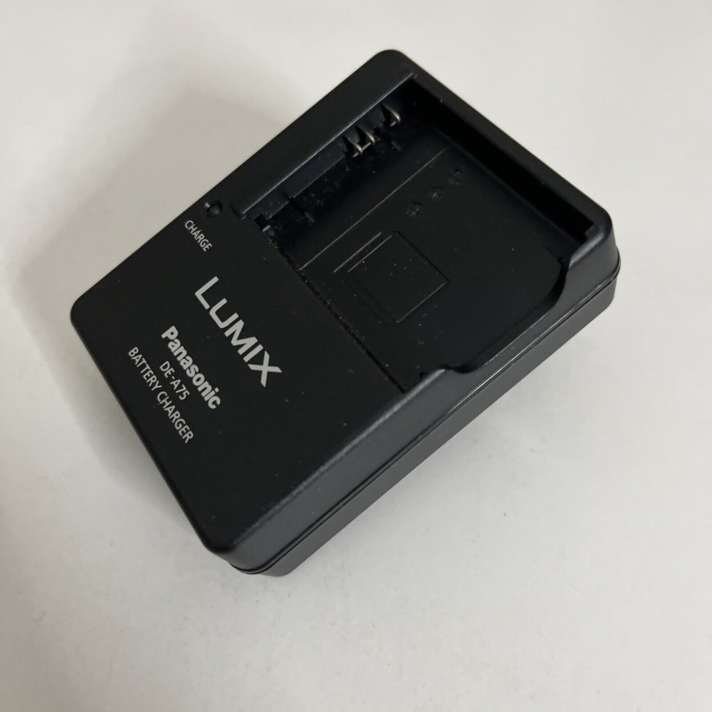 Genuine Panasonic Lumix DE-A75 Camera Battery Charger For DMW-BCH7 DMW-BCH7E