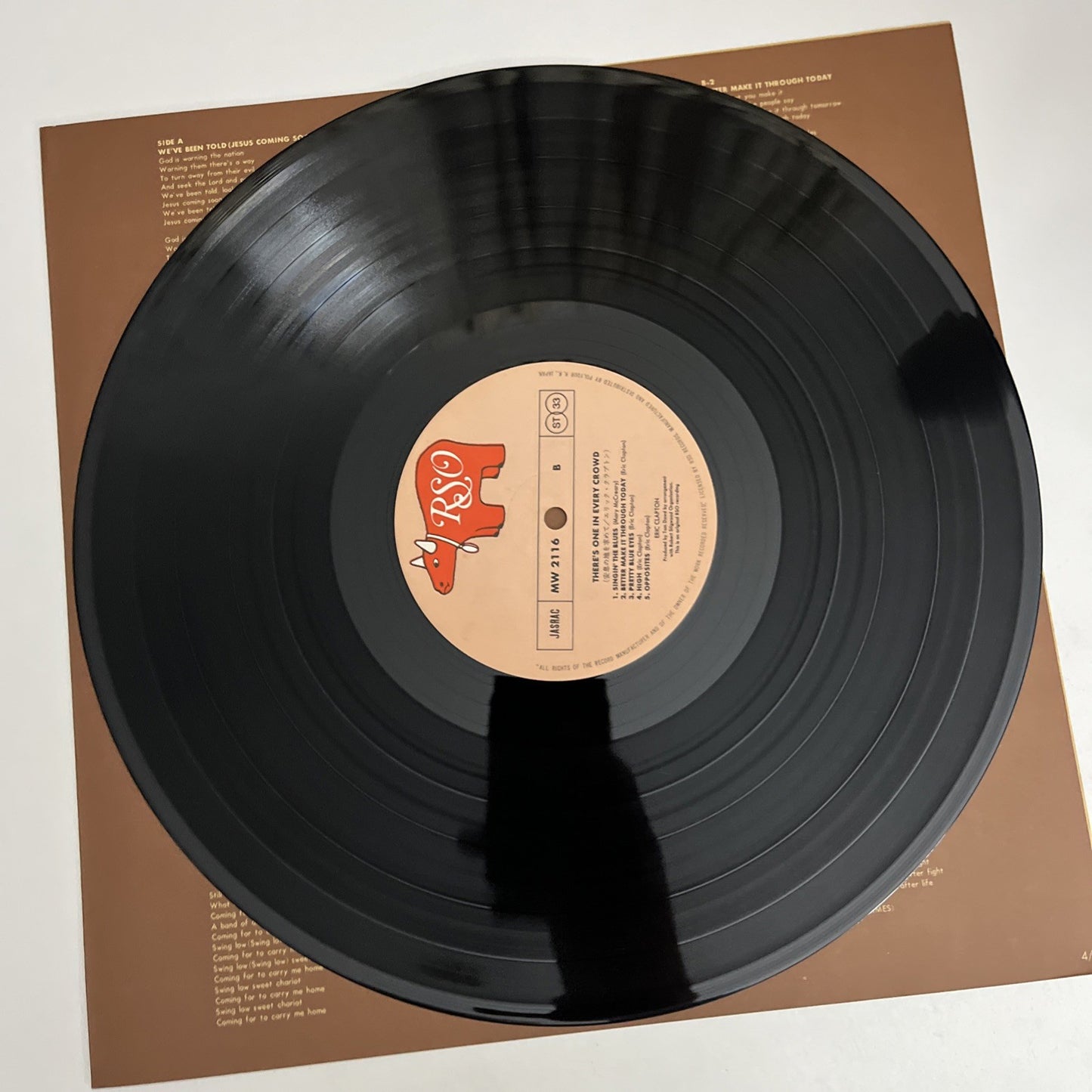 Eric Clapton – There's One In Every Crowd (Vinyl, 1975) Japan LP Album MW 2116