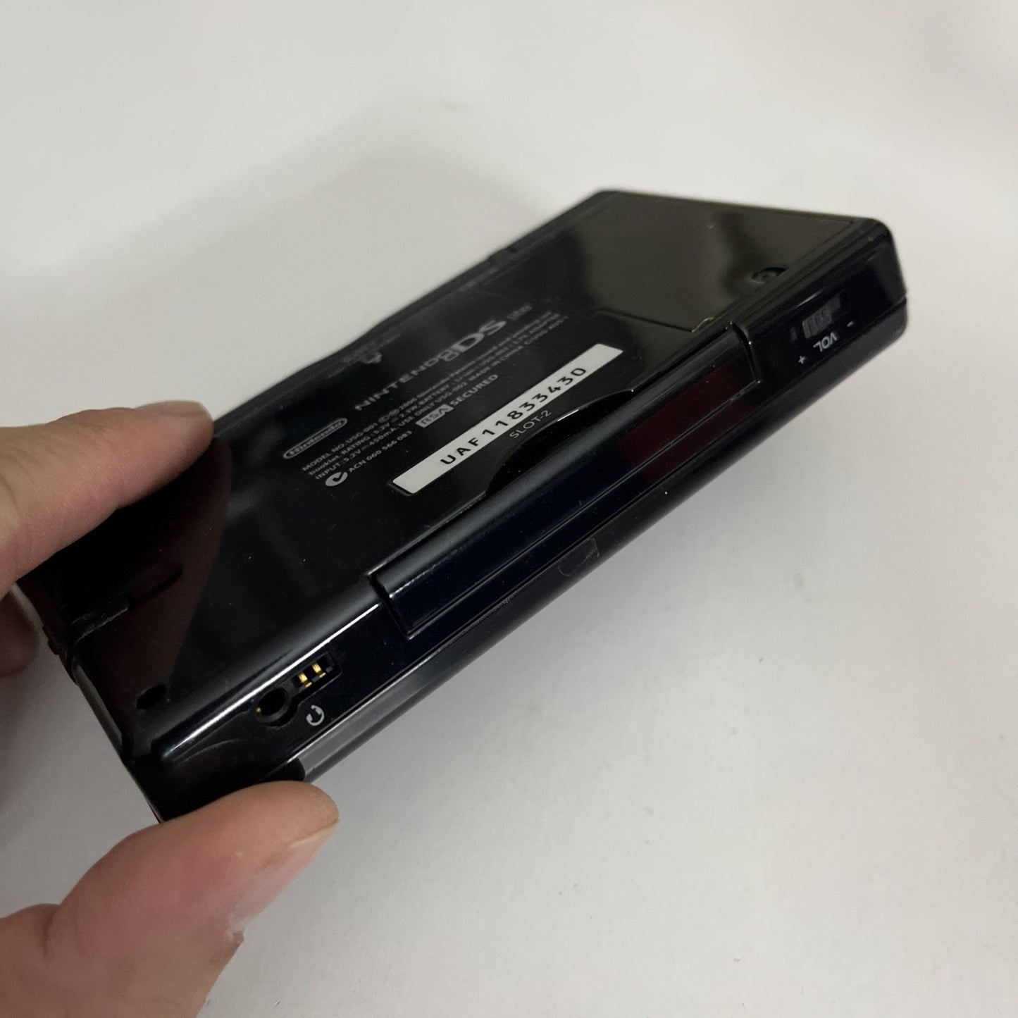 Nintendo DS Lite Onyx Black Handheld Console With Charger USG-001