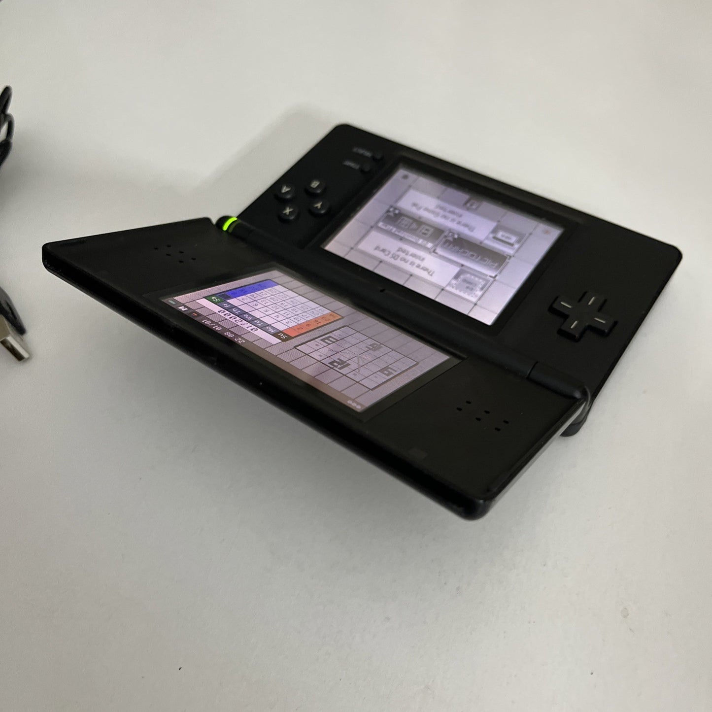 Nintendo DS Lite Onyx Black Handheld Console With Charger USG-001
