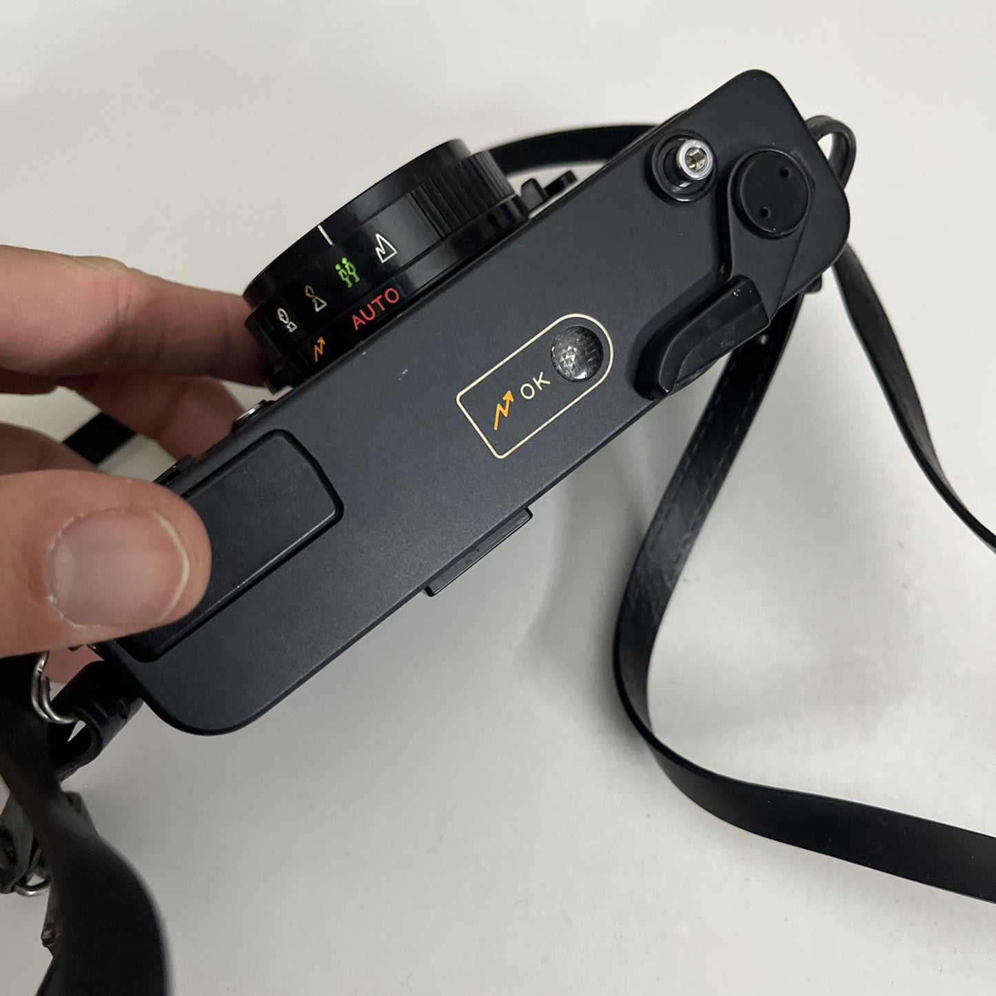 Yashica 35MF 35mm Film Camera *For Parts Corroded Battery Compartment