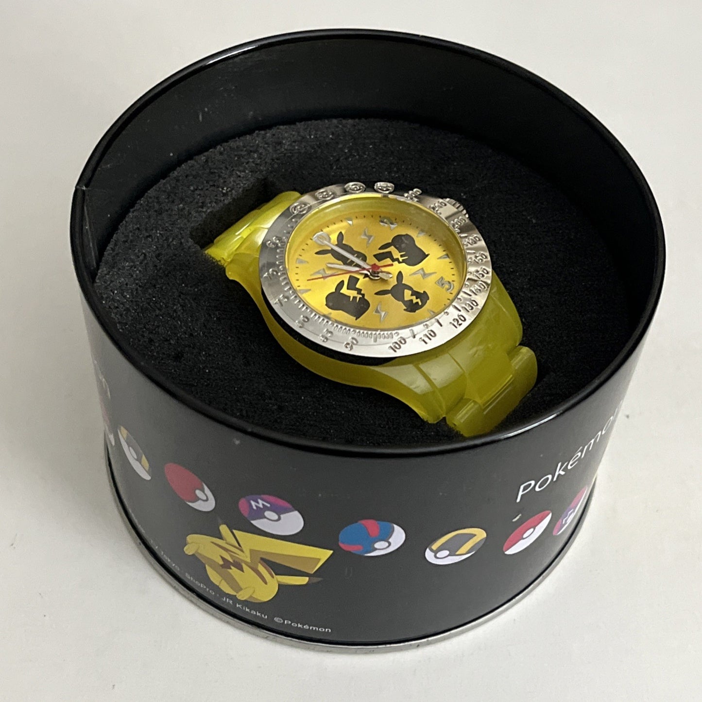 Official Pikachu Pokemon Wristwatch Yellow Analog Watch 1025009  NEW