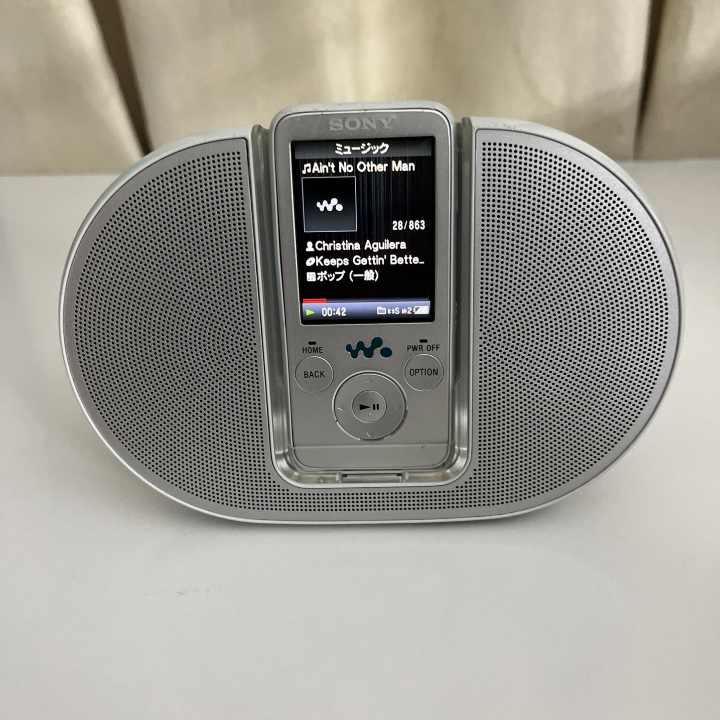Sony Walkman Media 4GB MP3 ATRAC3 AAC Player NW-S636F Active Portable Speakers